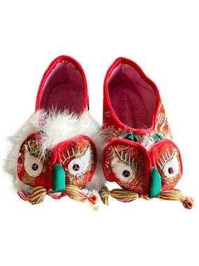 Vintage Pair Child Toddler Chinese Red Dragon Slippers Satin & Fur China 4 3/4”